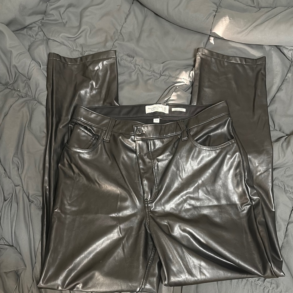 Abercrombie & Fitch Black Curve Love Straight Leg Vegan Leather Pants